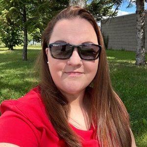 Meet your Posher, Marissa